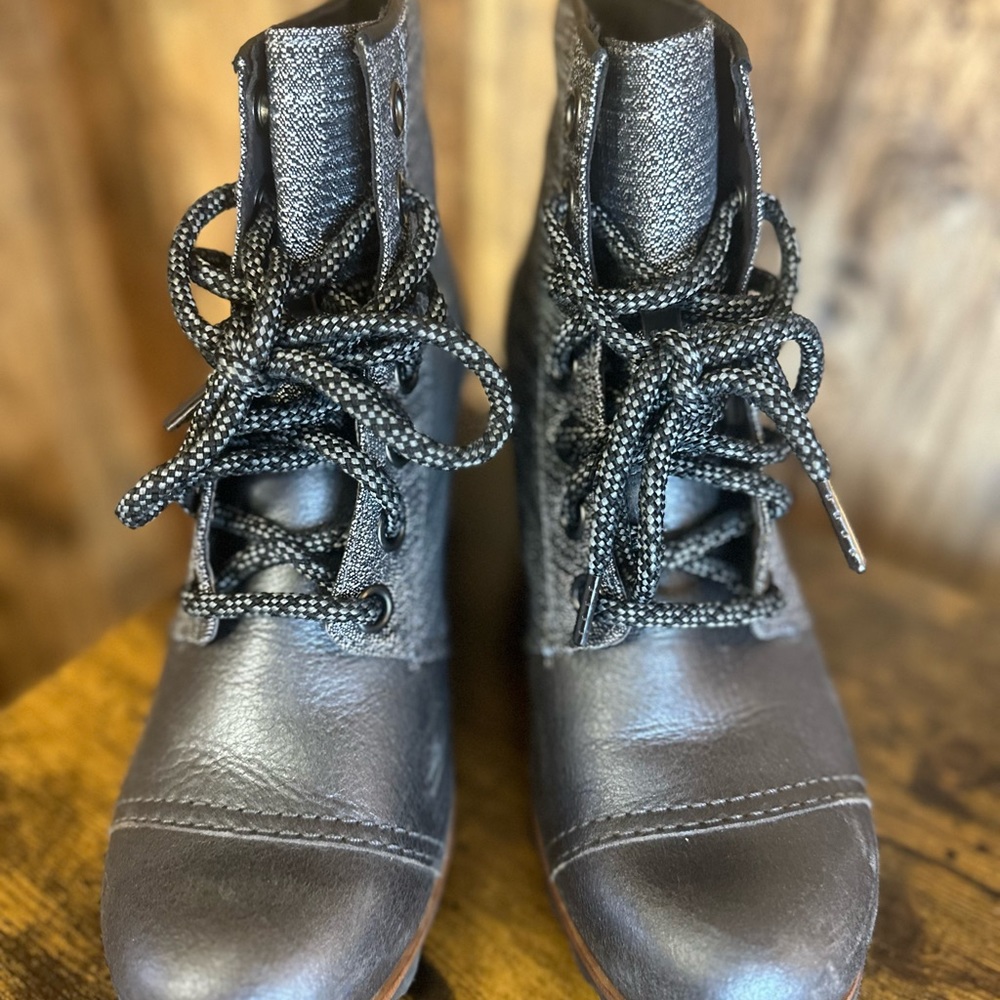 Sorel heeled boots